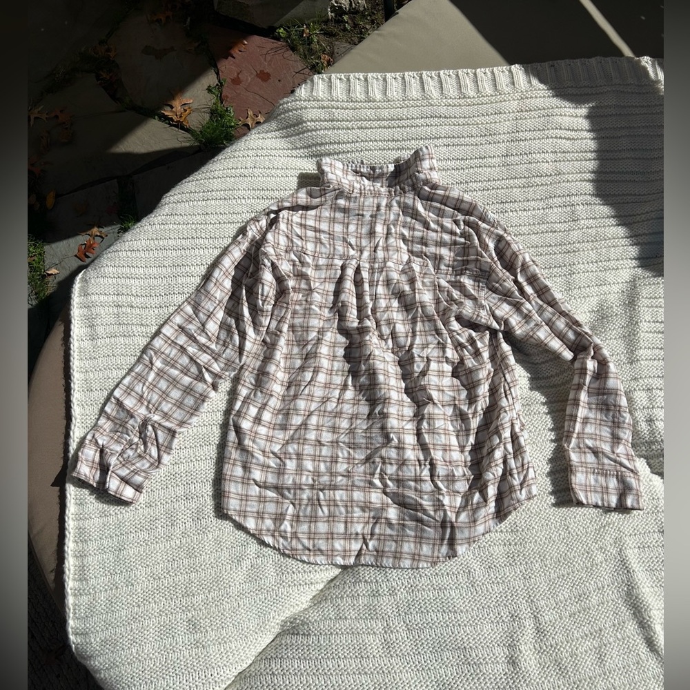 Hollister, NWOT White & Tan Flannel, Size S - Picture 4 of 4
